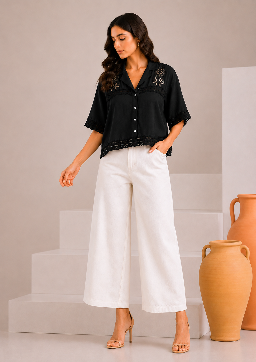 Blusa bordada con botones