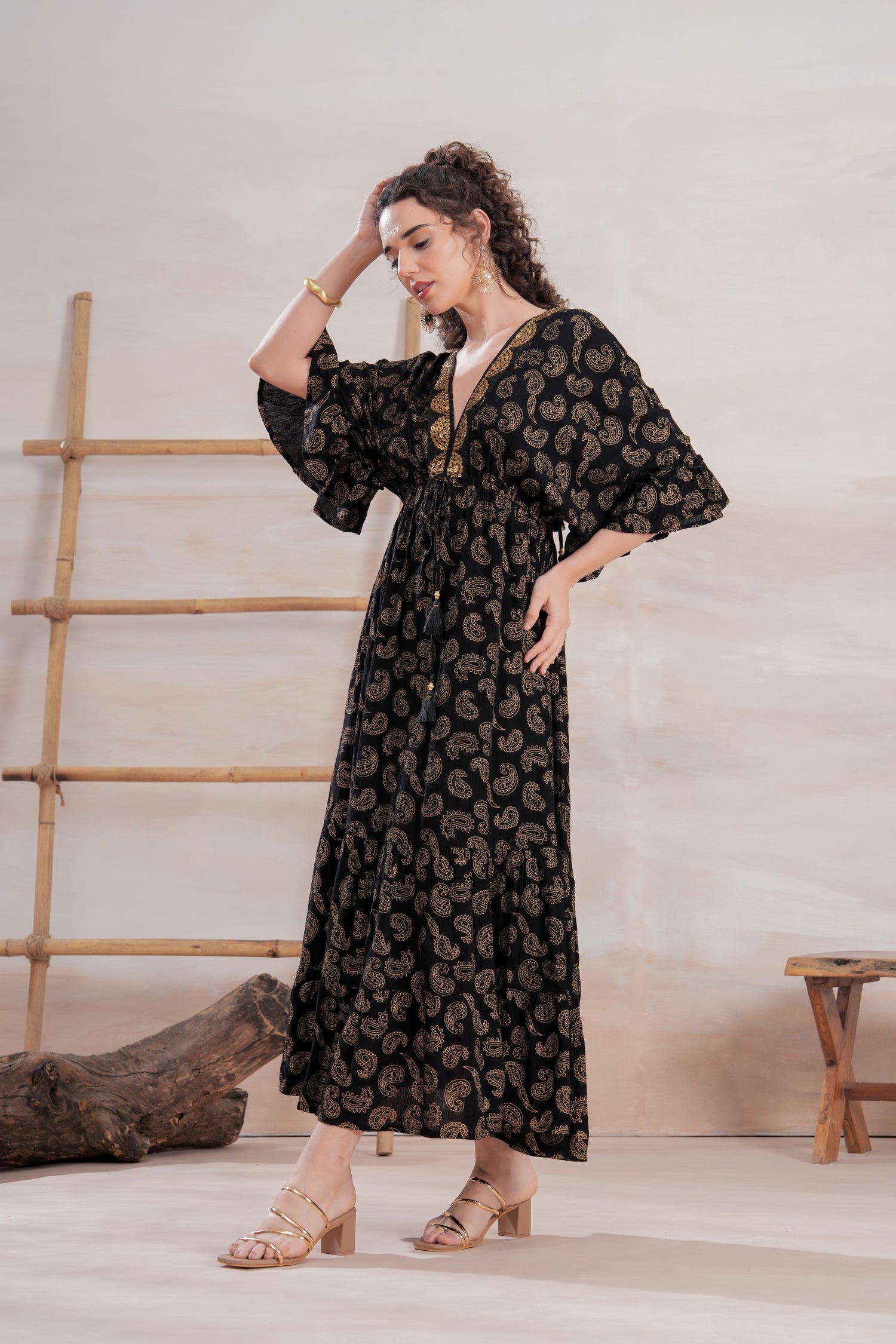 Vestido Zahara Noir Paisley