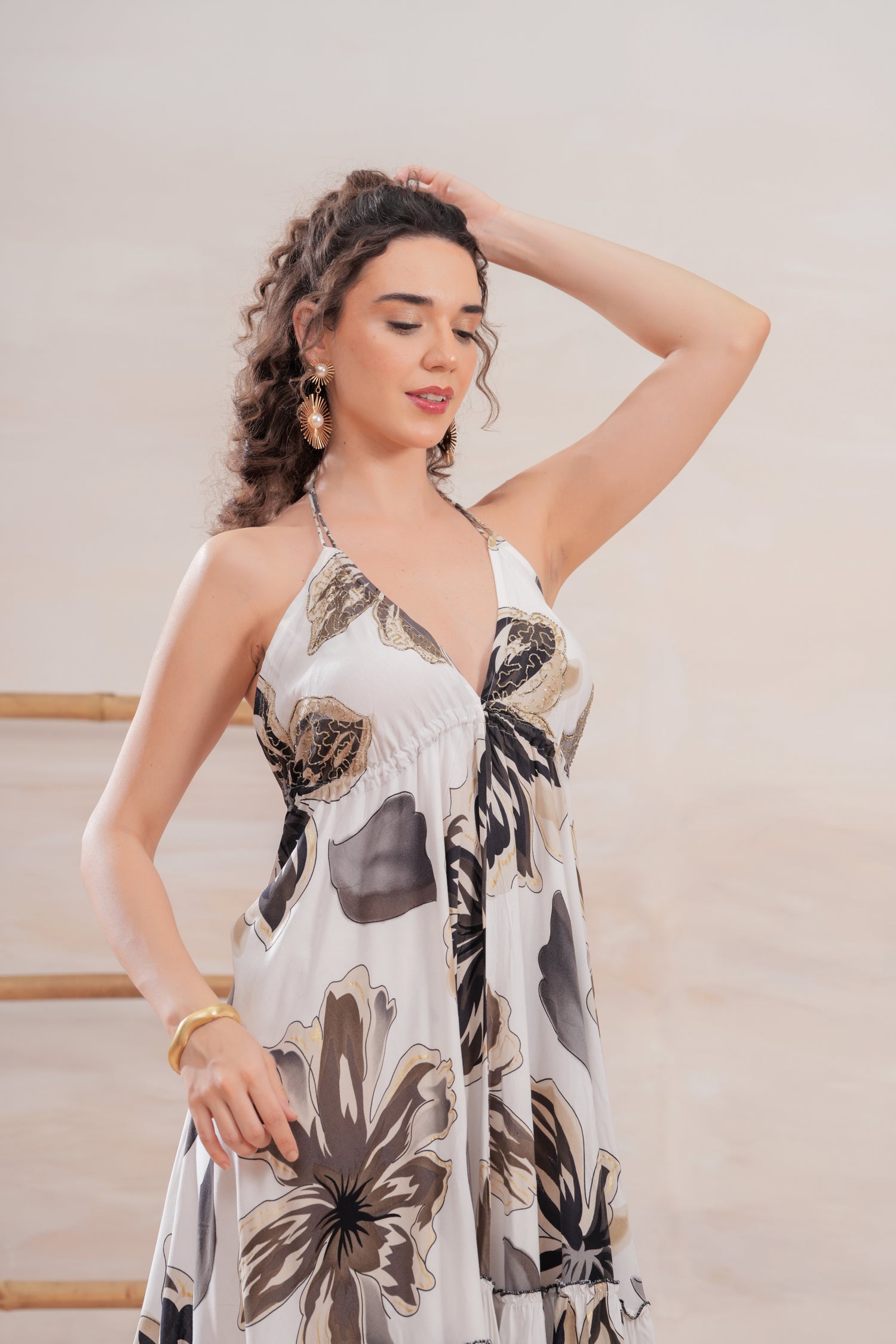 Vestido Midi Espalda Abierta Mocha Bloom