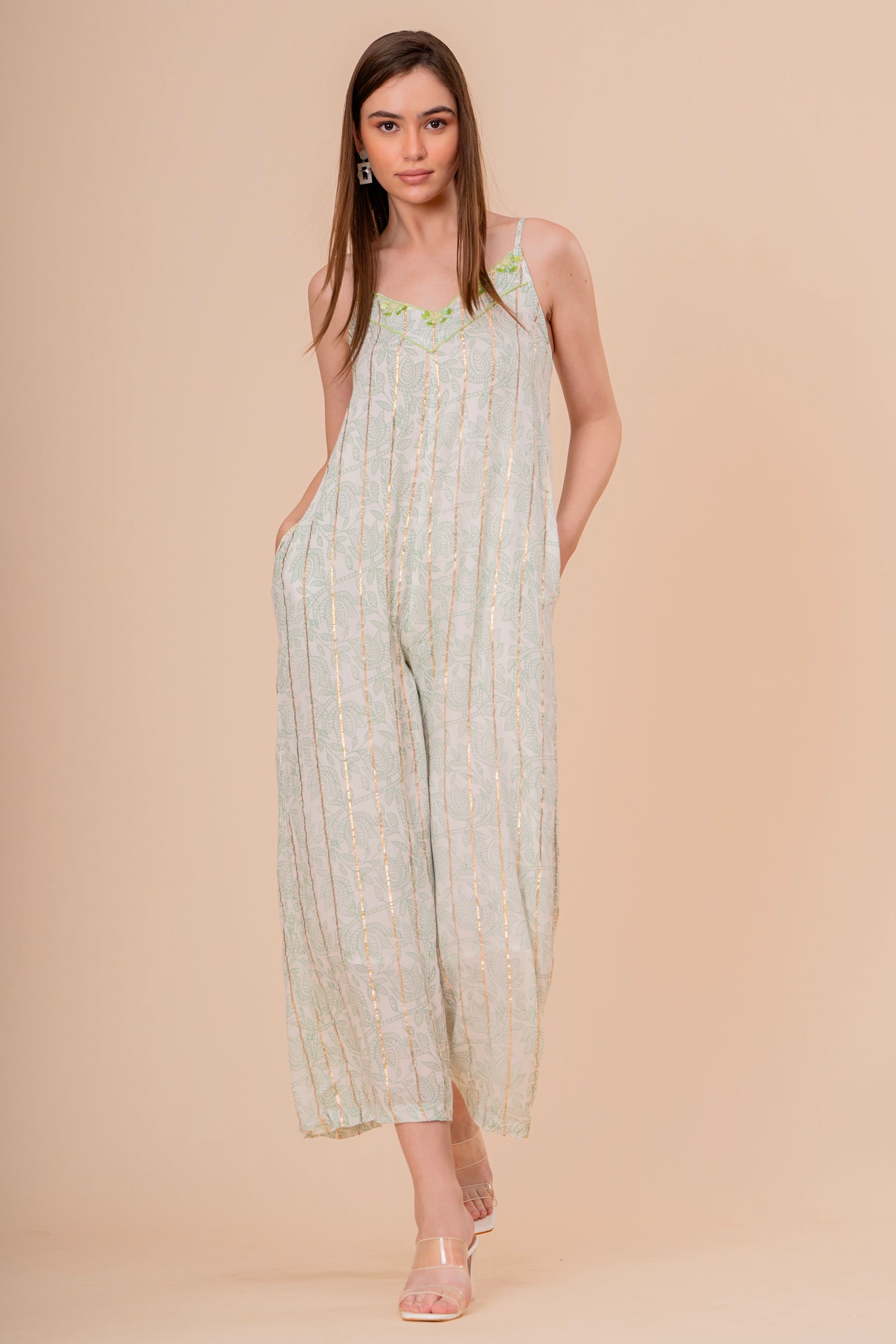 Mono Jumpsuit Tirantes Blanco con Bordado Verde Neón