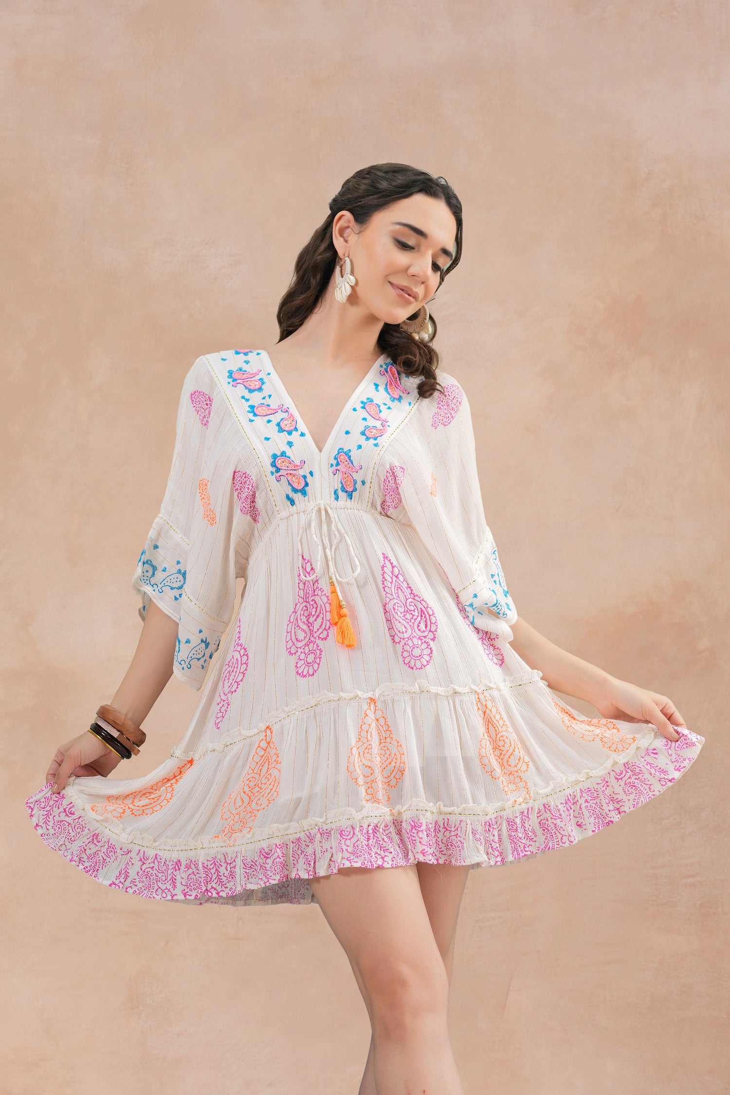 Vestido Elara Boho Chic Mini