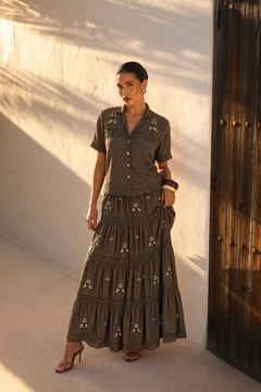 Conjunto Boho Bordado de Blusa y Falda Larga | verde-olivo