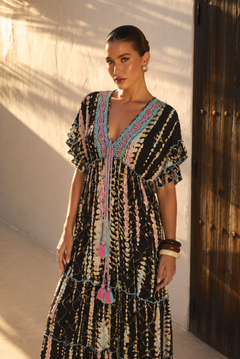 Vestido Maxi Tie-Dye con Escote Bordado y Borlas | negro