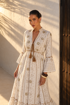Vestido Maxi Boho Bordado con Espejos y Borlas | blanco