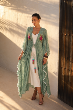 Kimono largo bordado | verde-salvia