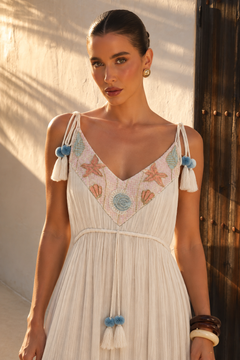 Vestido Maxi Boho con Bordados Marinos y Borlas | azul-cielo-profundo