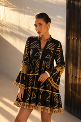 Vestido Corto Boho Chic Estampado Geométrico con Borlas | negro
