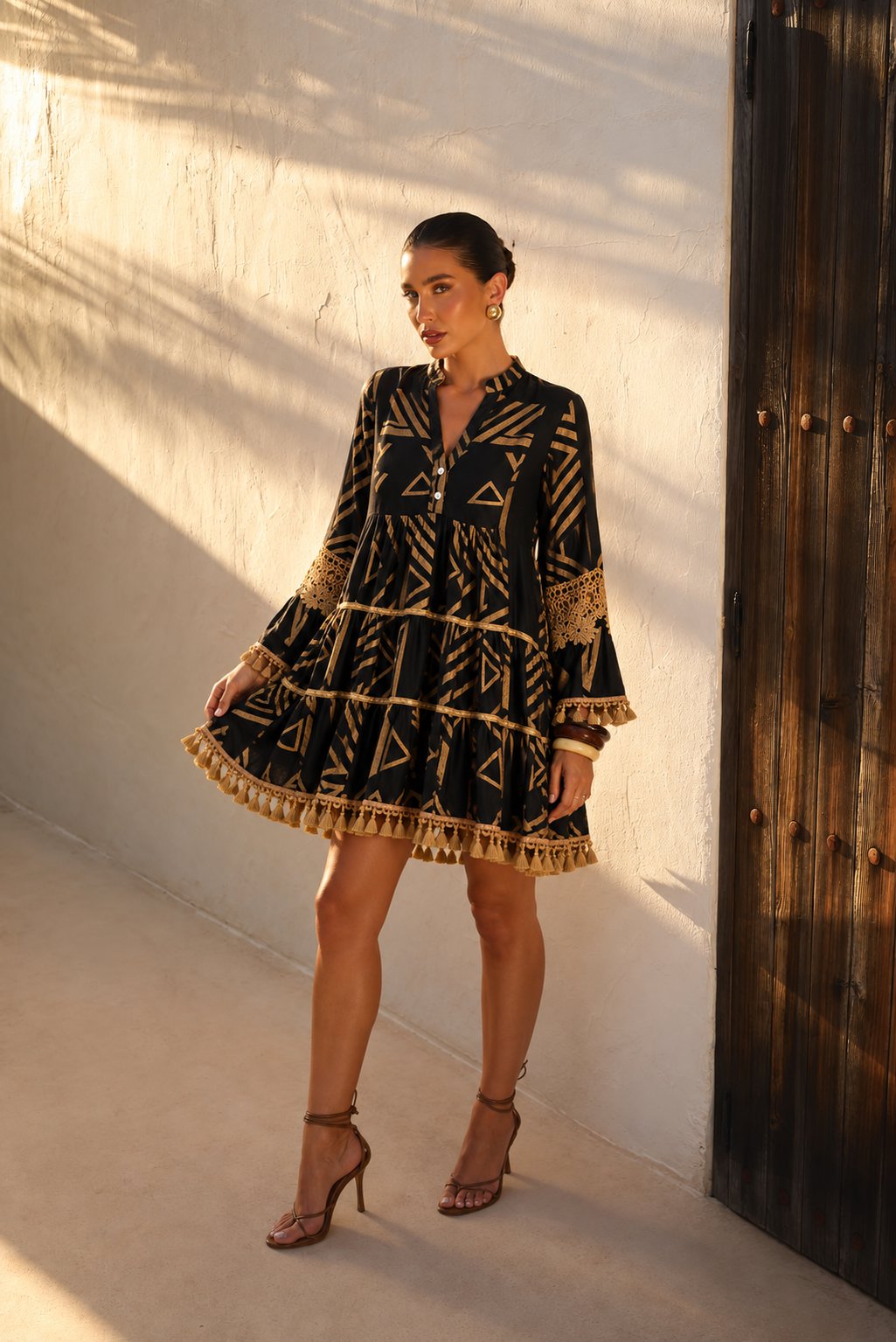 Vestido Corto Boho Chic Estampado Geométrico con Borlas | negro