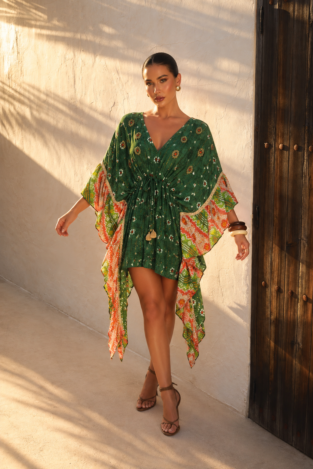 Vestido Boho Asimétrico con Volantes y Detalles Artesanales | verde esmeralda