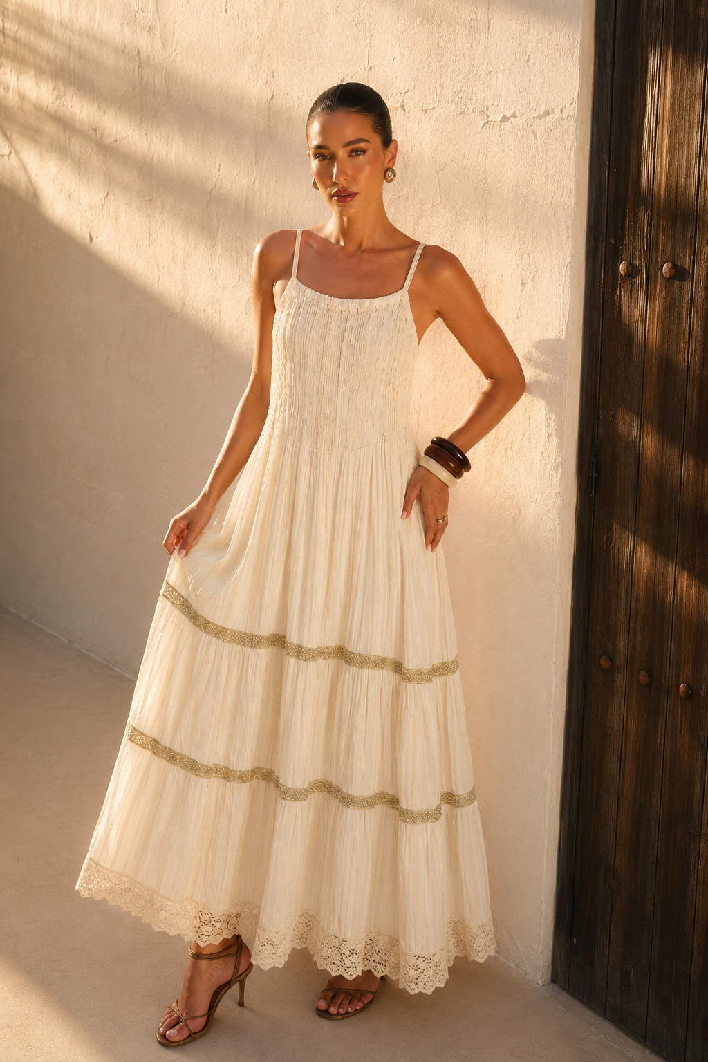 Vestido Largo Ivory Golden Lace