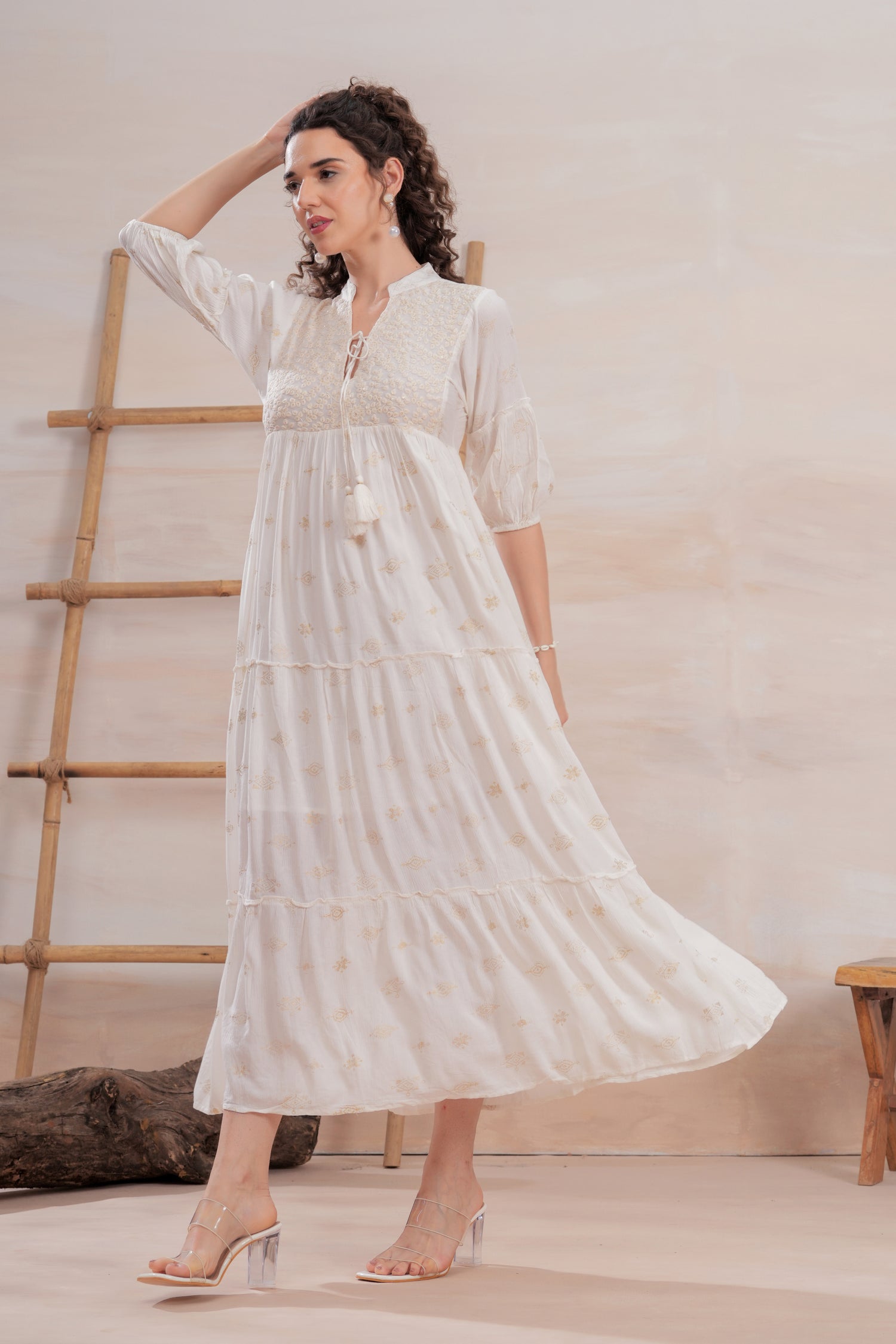 Vestido Marfil Bordado